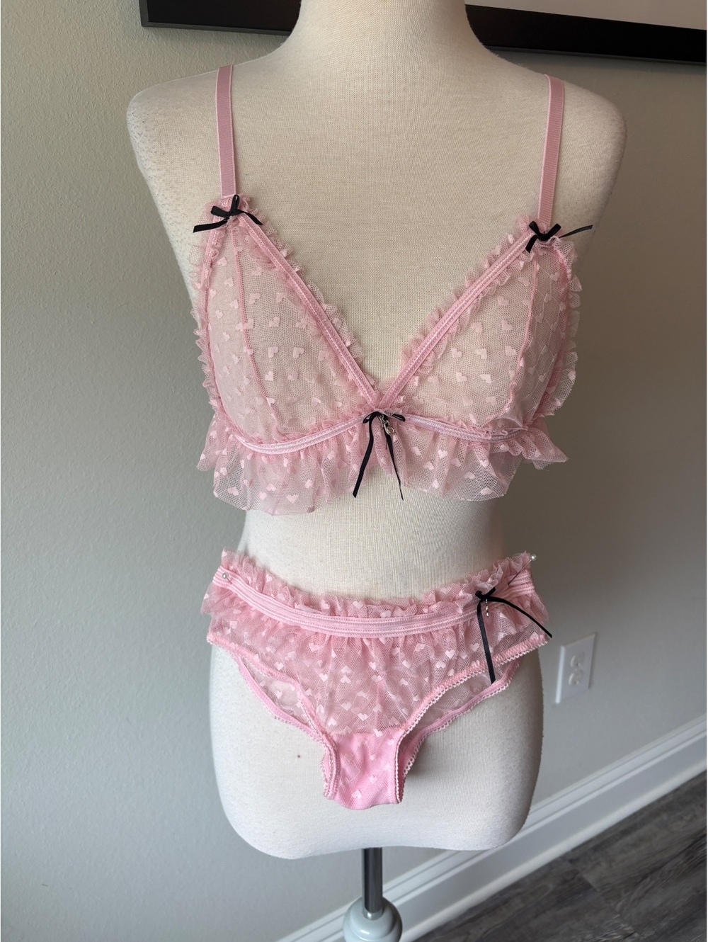 Hustler Pink Heart Mesh Bra & Panty Lingerie Set Ruffle Black Bow